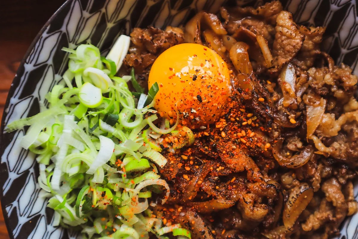 %EB%82%AD%EB%A7%8C%EC%8B%9D%ED%83%81_%281%29.jpg?type=w1200