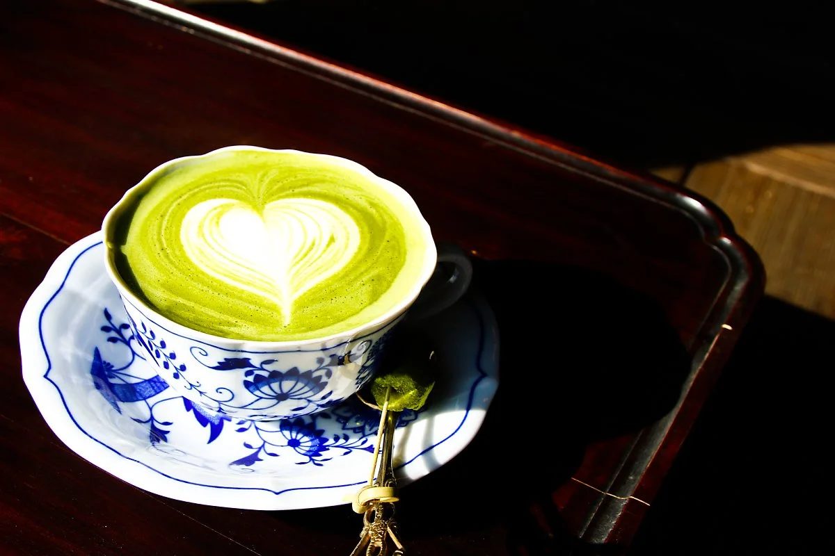 %EC%B9%B4%ED%8E%98_%EC%B6%98%EC%9A%B4%EC%84%9C%EC%98%A5_%284%29.jpg?type=w1200