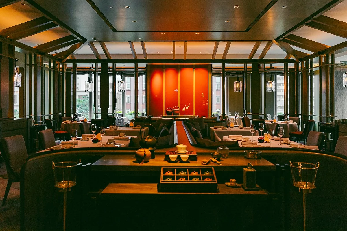 %ED%99%8D%EC%BD%A9_R%C3%B9n_Chinese_Restaurant_-_The_St._Regis_Hong_Kong_1.jpg?type=w1200