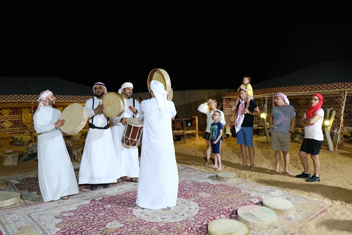 %EC%BA%A0%ED%94%84_%EA%B3%B5%EC%97%B0.JPG?type=w1200