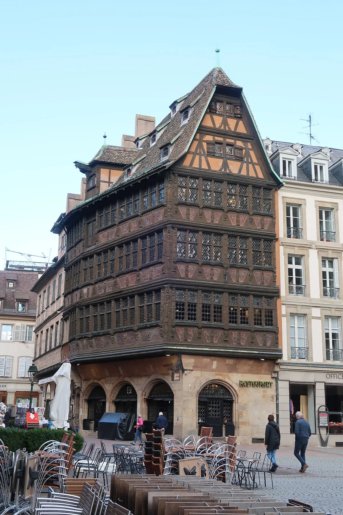 %EB%A9%94%EC%A2%85_%EC%BA%84%EB%A8%B8%EC%A0%A4.jpg?type=w1200