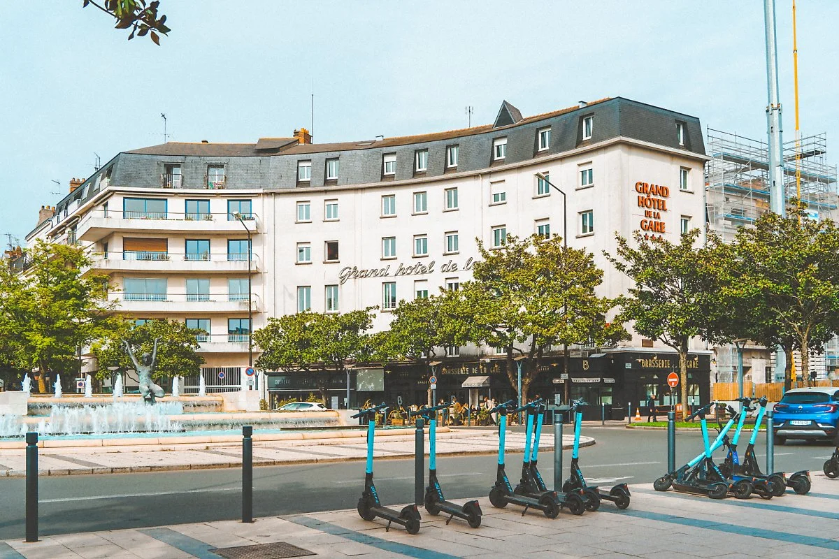 %EA%B7%B8%EB%9E%9C%EB%93%9C_%ED%98%B8%ED%85%94_%EB%93%9C_%EB%9D%BC%EA%B0%80%EB%A5%B4.jpg?type=w1200