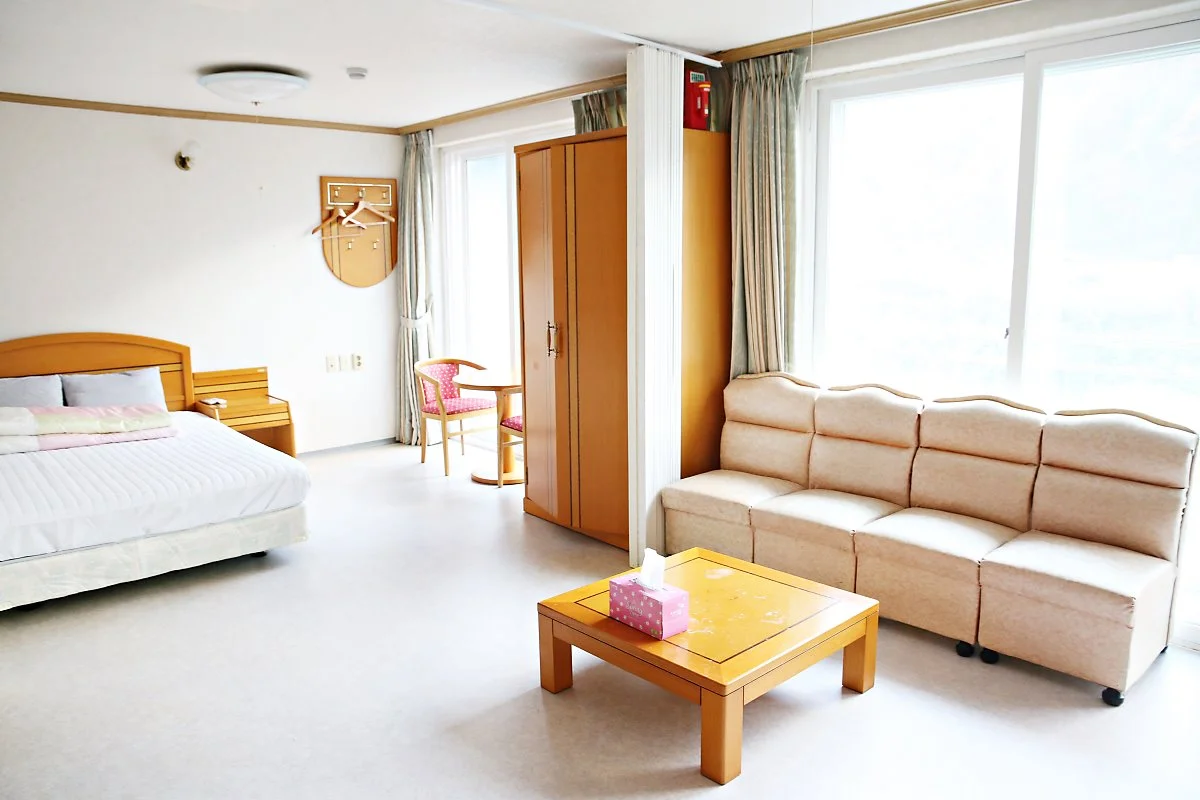 %EA%B0%9D%EC%8B%A4_%283%29.JPG?type=w1200