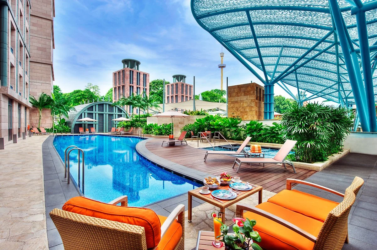 Hotel_Michael_Pool.jpg?type=w1200