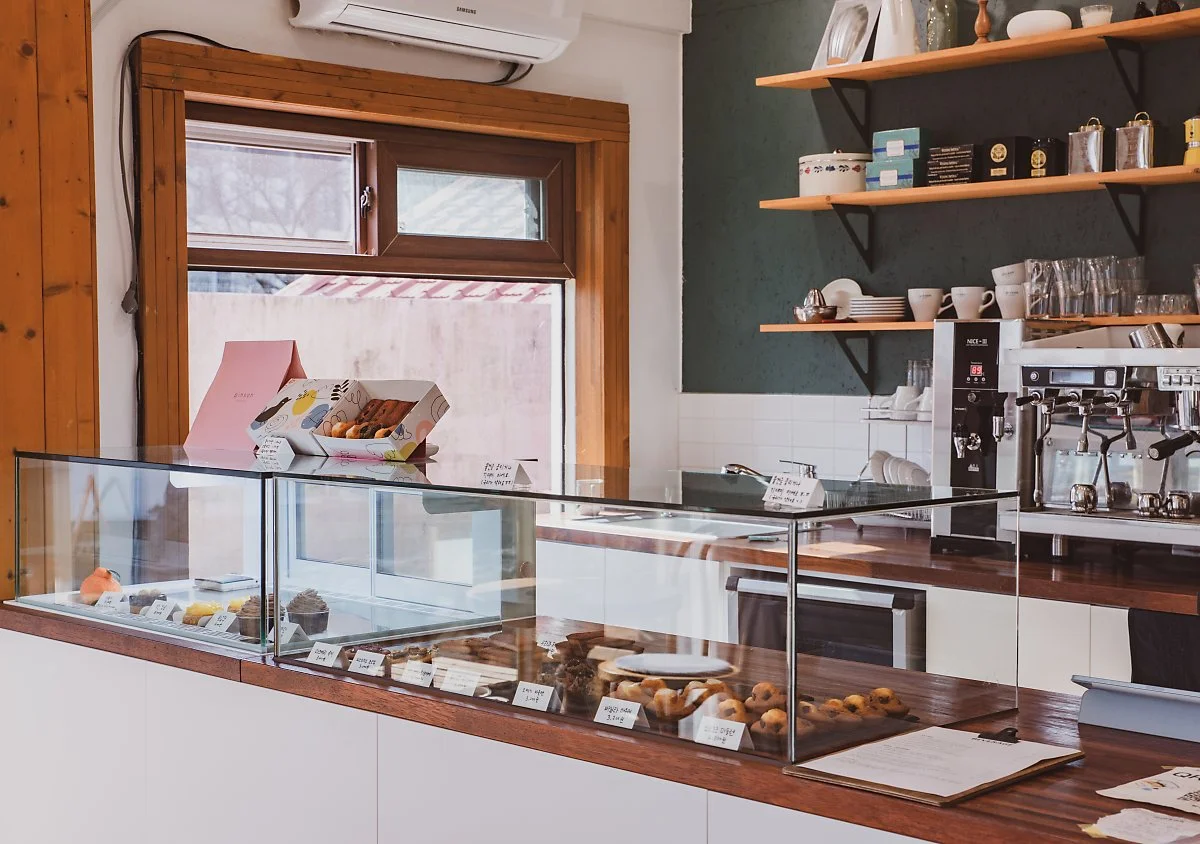 %ED%8C%A1%EC%86%A1_001.jpg?type=w1200