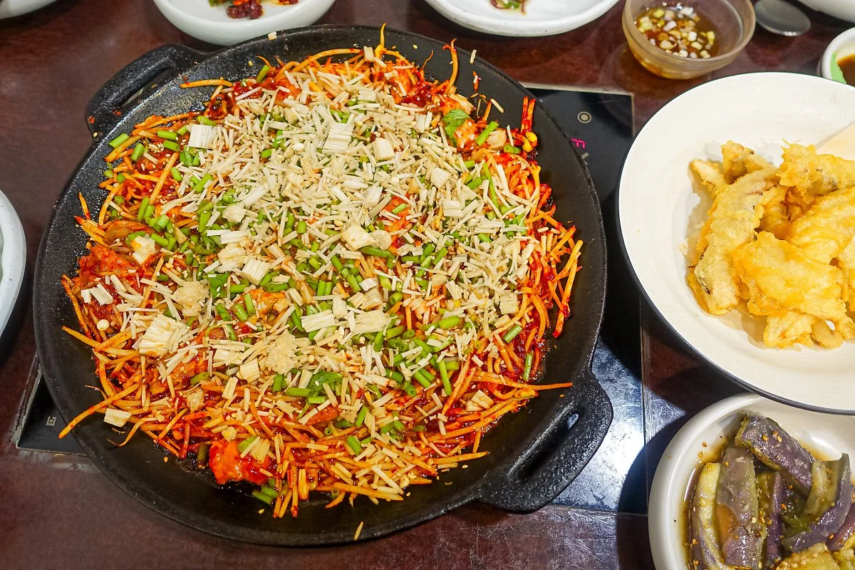 %ED%95%B4%EA%B8%88%EA%B0%95_%EB%B3%B5%EB%B6%88%EA%B3%A0%EA%B8%B0%EC%99%80_%EB%B0%91%EB%B0%98%EC%B0%AC.jpg?type=w1200