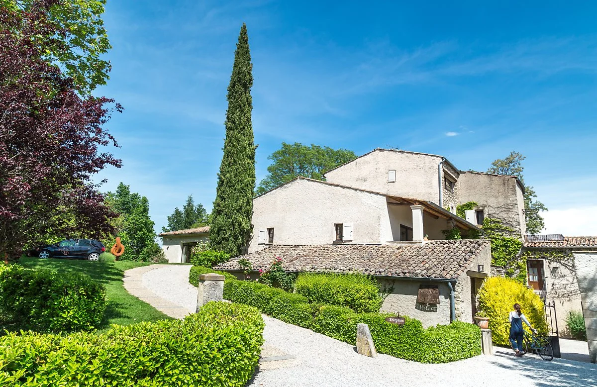 %EC%83%A4%EB%9E%91%EB%B3%B4_%ED%98%B8%ED%85%94_%282%29.jpg?type=w1200