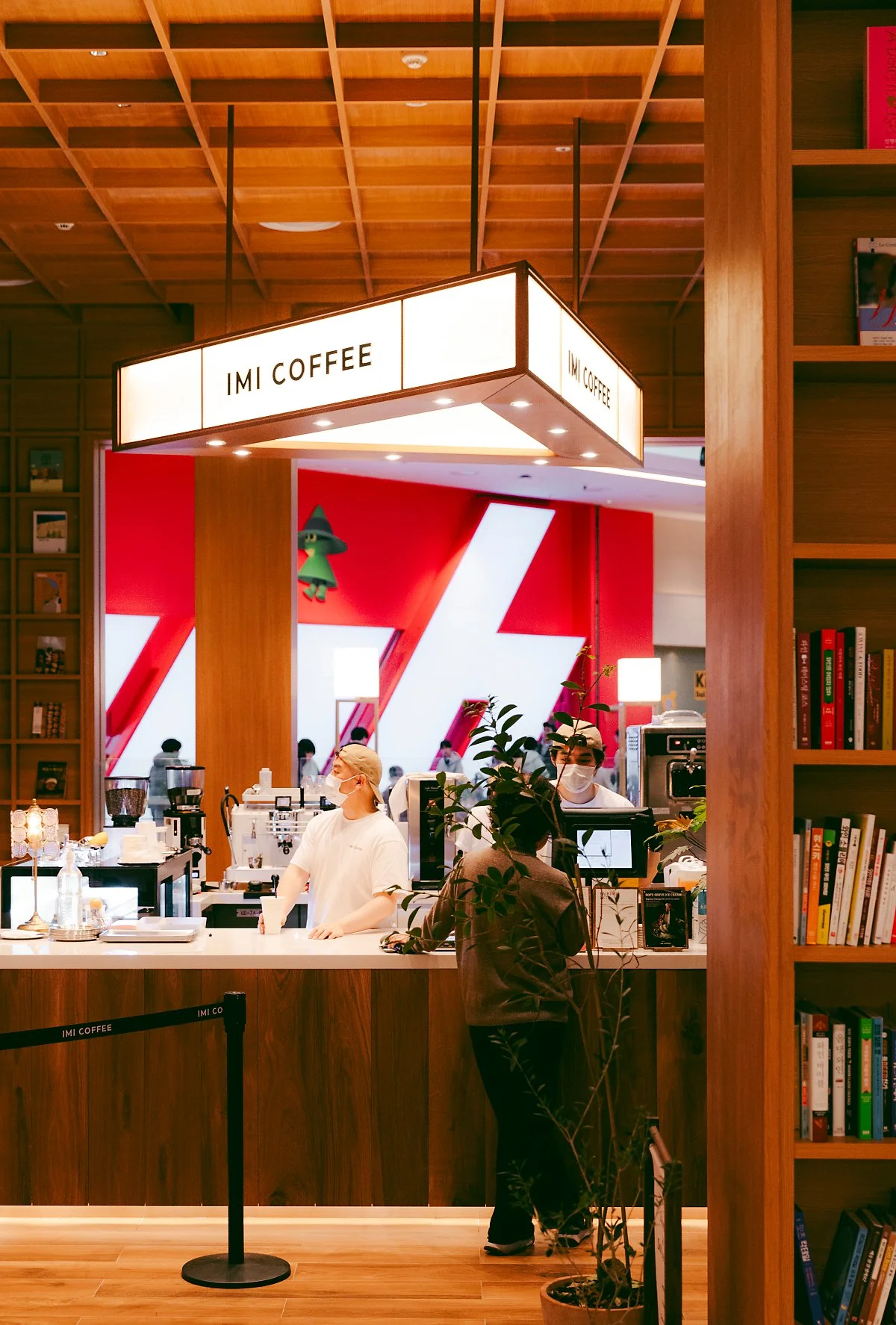 d_%EC%9D%B4%EB%AF%B8%EC%BB%A4%ED%94%BC_%EC%8A%A4%ED%83%80%ED%95%84%EB%93%9C_%EC%88%98%EC%9B%90%EC%A0%90.jpg?type=w1200