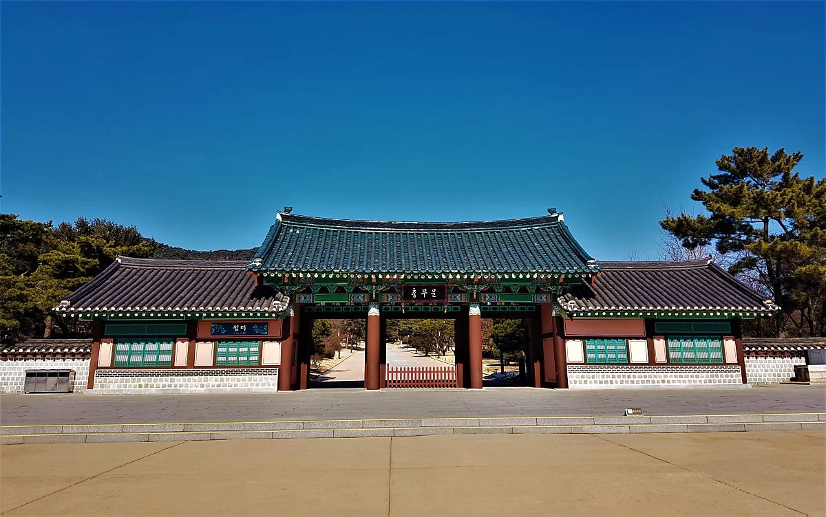 %EC%95%84%EC%82%B0_%ED%98%84%EC%B6%A9%EC%82%AC1_%EC%9D%B4%EC%84%A4%EC%95%84.jpg?type=w1200