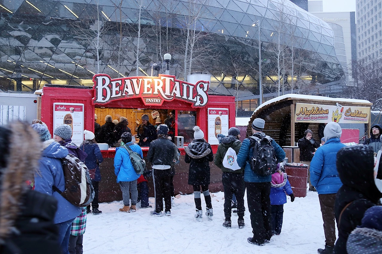 12-Ottawa-Rideau Canal Skateway-2.JPG