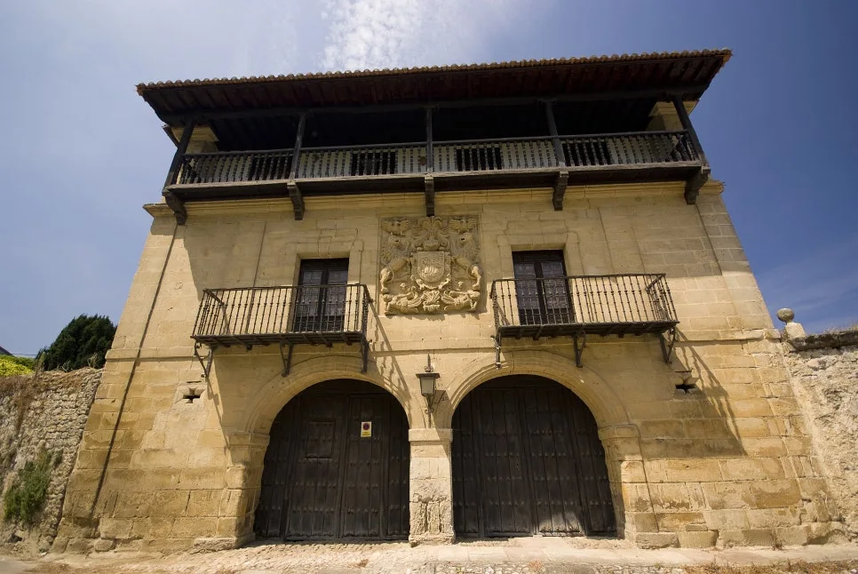 Santillana_del_Mar_3900820_20210512153457_26221.jpg?type=w966