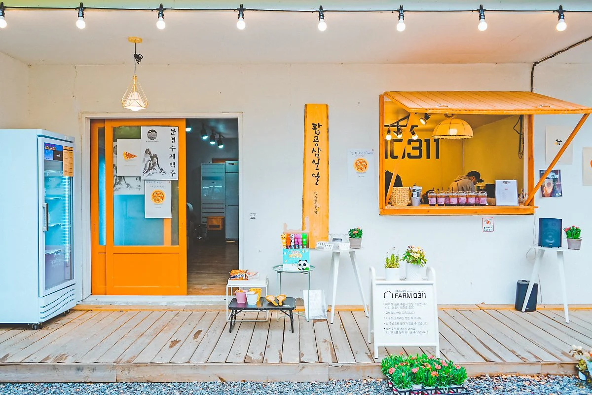 3.%ED%8C%9C_0311_%EC%84%B1%EC%A3%BC%ED%95%98%EB%8A%98%EB%AA%A9%EC%9E%A5%EC%9D%98_%27%EC%B9%B4%ED%8E%98_%EC%8B%9C%EA%B3%A8%27.jpg?type=w1200