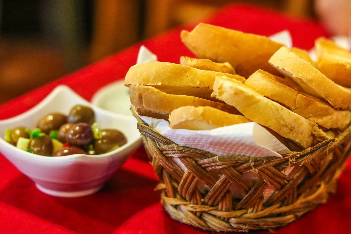 %EB%A7%88%EC%B9%B4%EC%98%A4_O_Manel_6.jpg?type=w1200