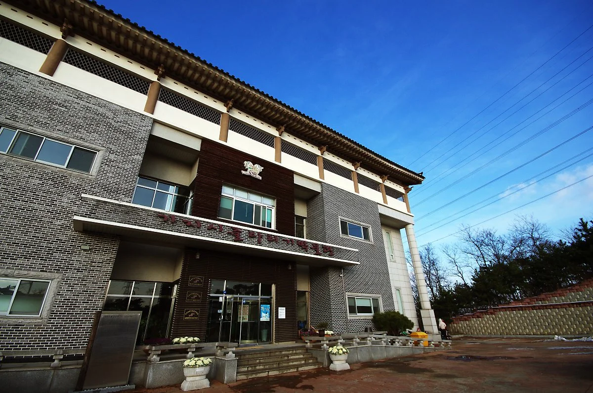 %EA%B8%B0%EC%A7%80%EC%8B%9C%EC%A4%84%EB%8B%A4%EB%A6%AC%EA%B8%B0%EB%B0%95%EB%AC%BC%EA%B4%80.JPG?type=w1200