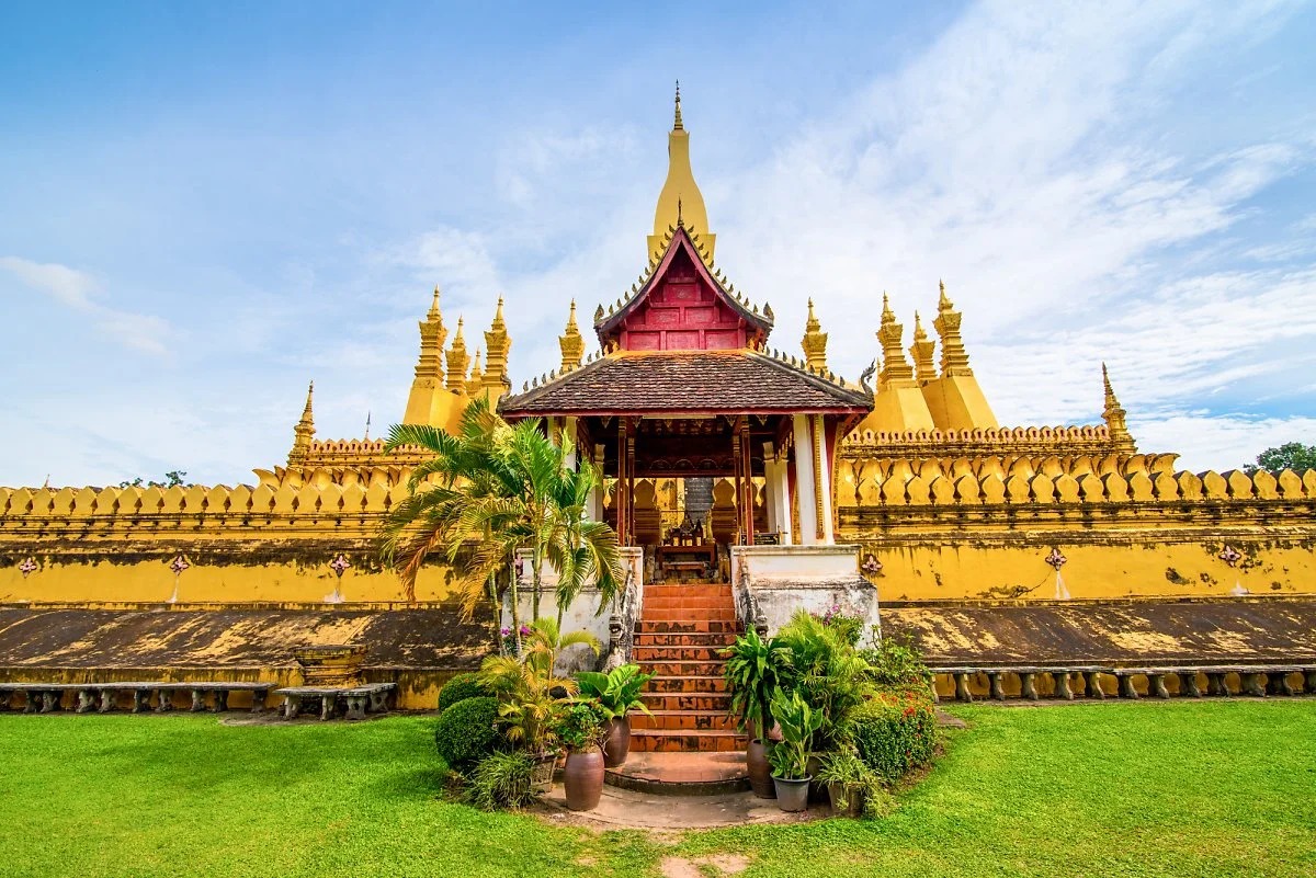 4._Pha_That_Luang%2C_Vientiane.jpg?type=w1200