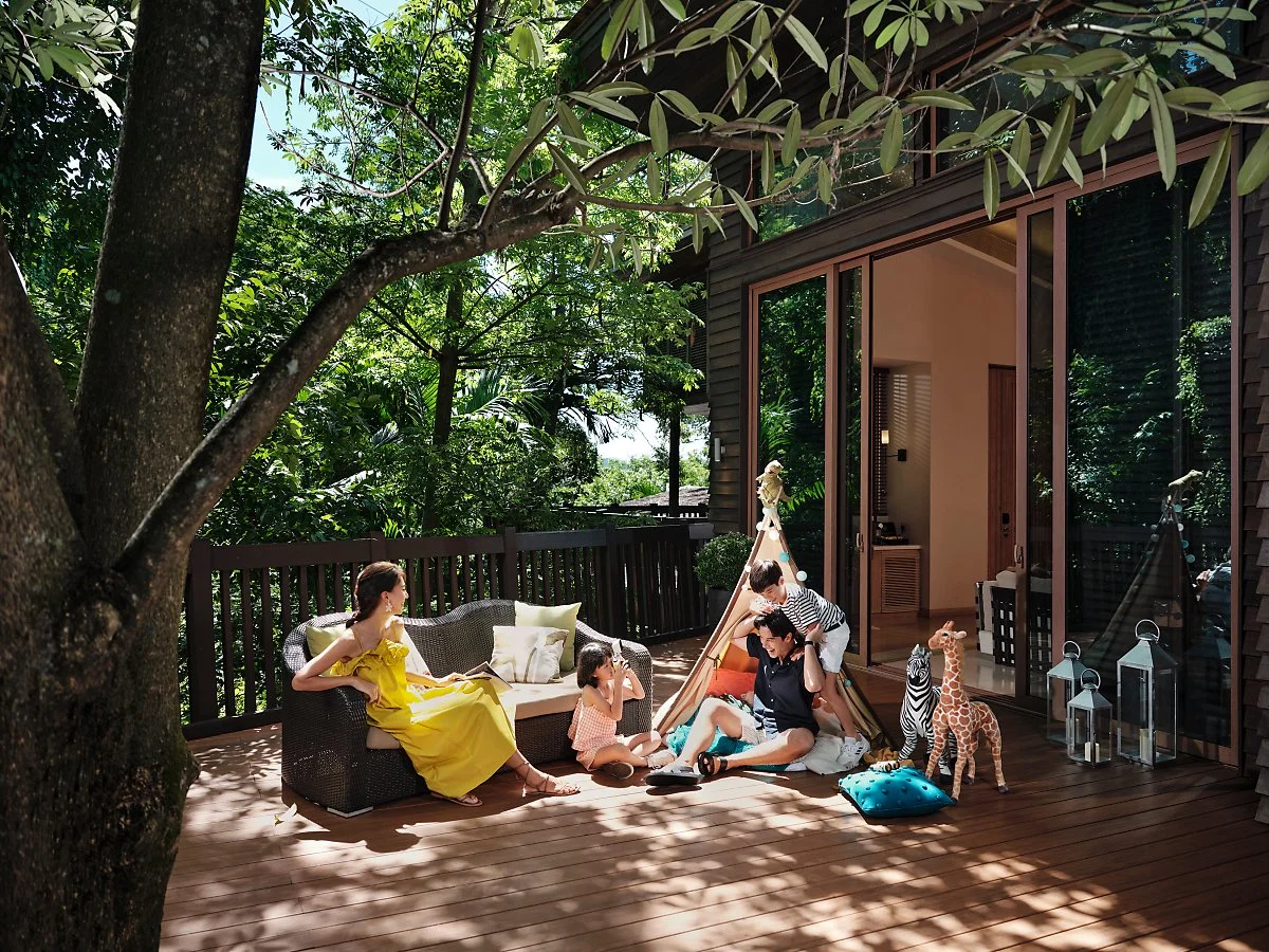 RWS_WestHotel_Treetop_ChildrenPlayingTerrace_0895_LR.jpg?type=w1200