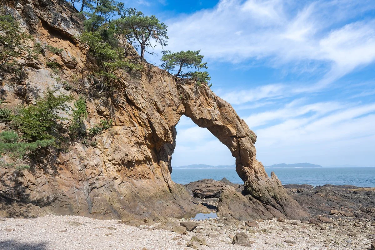 %EC%8A%B9%EB%B4%89%EB%8F%84_%EB%82%A8%EB%8C%80%EB%AC%B8%EB%B0%94%EC%9C%84_%282%29.jpg?type=w1200