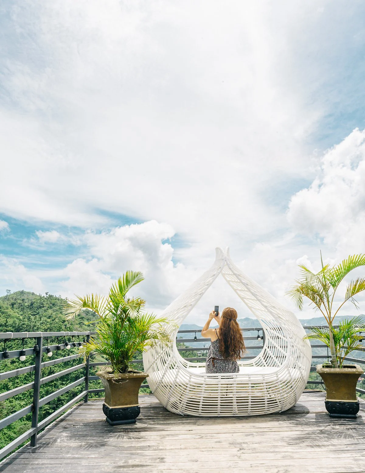 %EC%84%B8%EB%A0%88%EB%8B%88%ED%8A%B8_%ED%8C%9C_%EB%A6%AC%EC%A1%B0%ED%8A%B8_%281%29-2.jpg?type=w1200