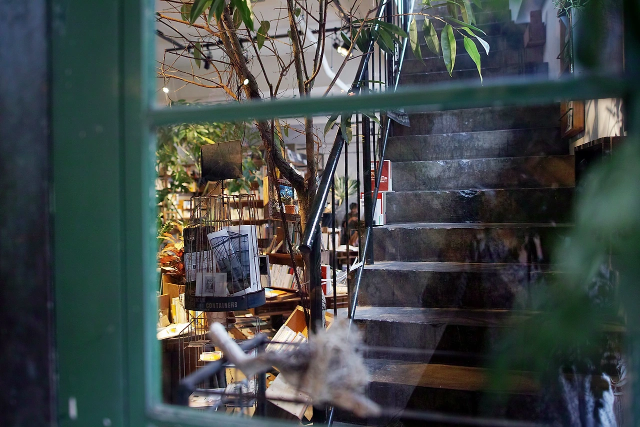 루트 북스 (20).JPG