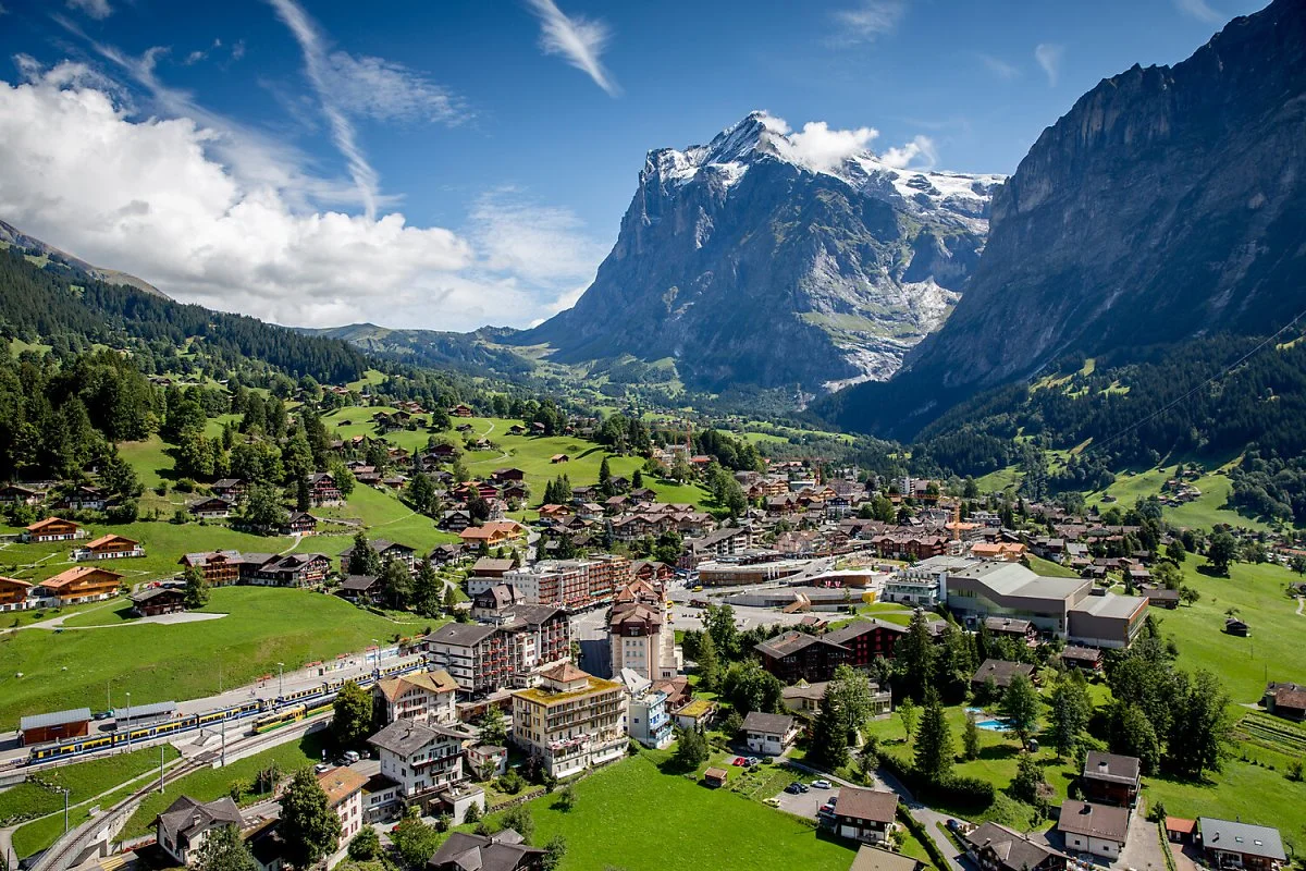 29.Grindelwald.jpg?type=w1200