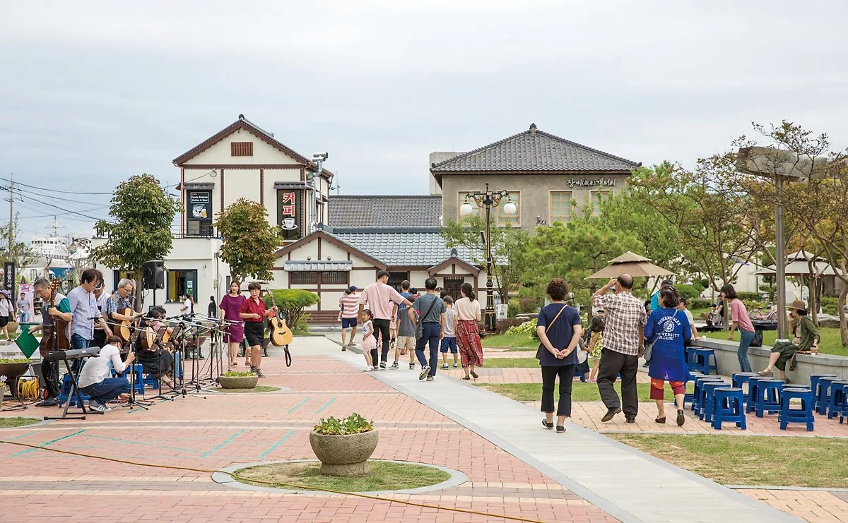 %EA%B4%91%EC%9E%A5.jpg?type=w1200