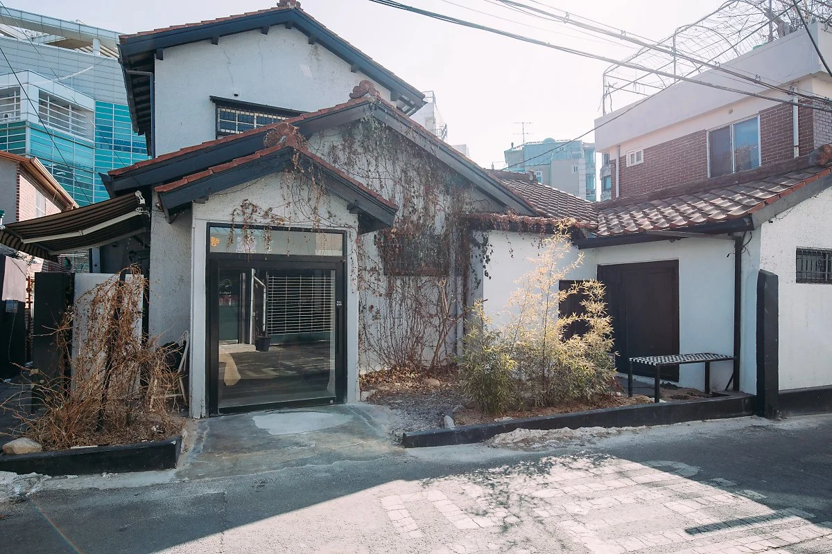 d_%EC%95%84%EB%82%98%ED%82%A4%EB%B8%8C%EB%A1%9C%EC%8A%A4_1.jpg?type=w1200