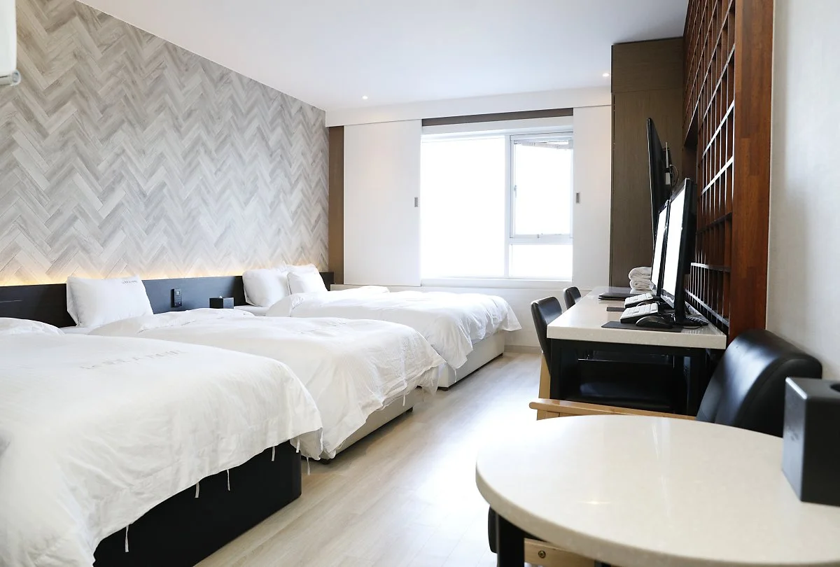 %EC%9D%B4%EB%8D%B0%EC%95%84%ED%98%B8%ED%85%94%283%29.jpg?type=w1200