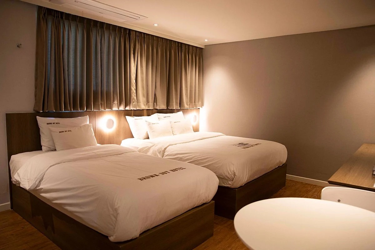 %EB%B8%8C%EB%9D%BC%EC%9A%B4%EB%8F%84%ED%8A%B8%ED%98%B8%ED%85%94_%EC%9B%90%EC%A3%BC%EB%8B%A8%EA%B5%AC%EC%A0%90_1.jpg?type=w1200