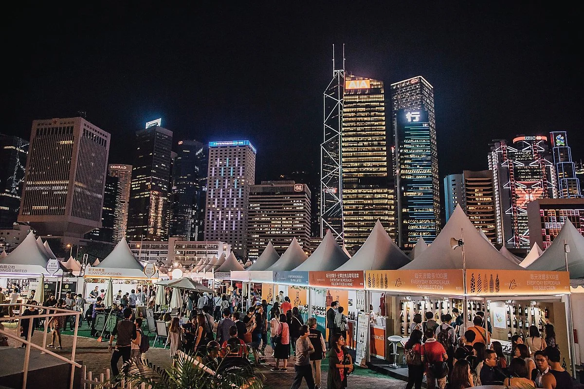 2018_%ED%99%8D%EC%BD%A9%EC%99%80%EC%9D%B8.jpg?type=w1200