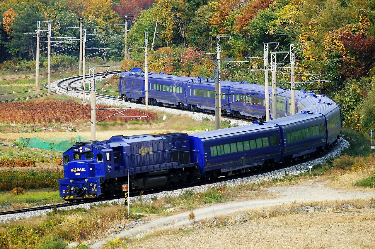 09 레일크루즈해랑 외관.JPG