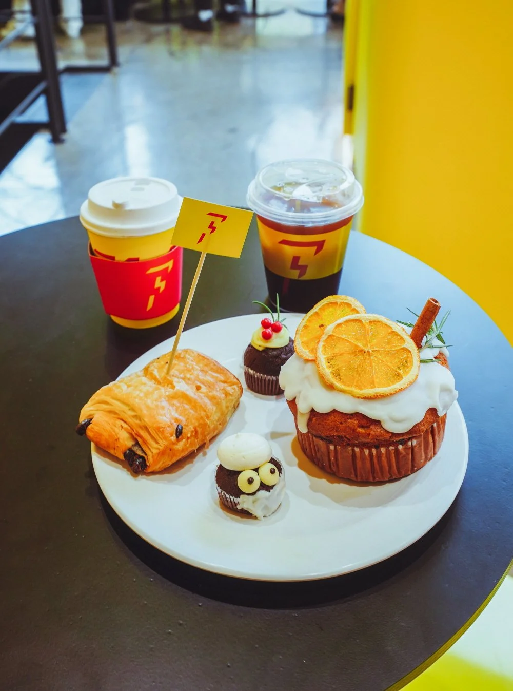 50125_20653_39.jpg?type=w1200