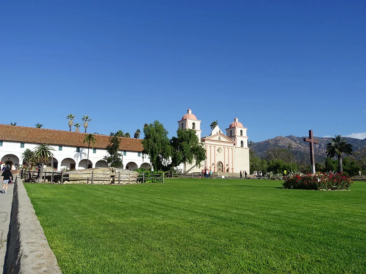 %EC%82%B0%ED%83%80%EB%B0%94%EB%B0%94%EB%9D%BC_%EC%98%AC%EB%93%9C%EB%AF%B8%EC%85%98.JPG?type=w1200