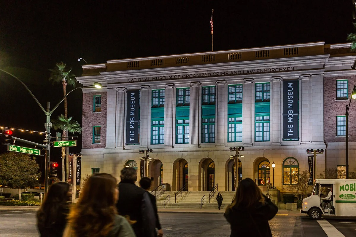 %EB%AA%B9_%EB%AE%A4%EC%A7%80%EC%97%84.jpg?type=w1200