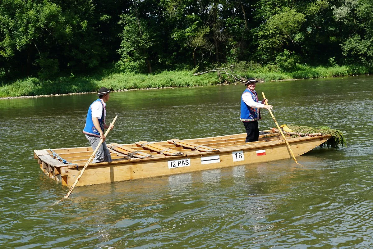 18_30.JPG?type=w1200