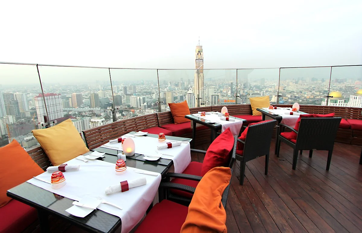 01-2_%EB%A3%A8%ED%94%84%ED%83%91_%EB%B0%94_%EB%A0%88%EB%93%9C_%EC%8A%A4%EC%B9%B4%EC%9D%B4_%281%29.JPG?type=w1200