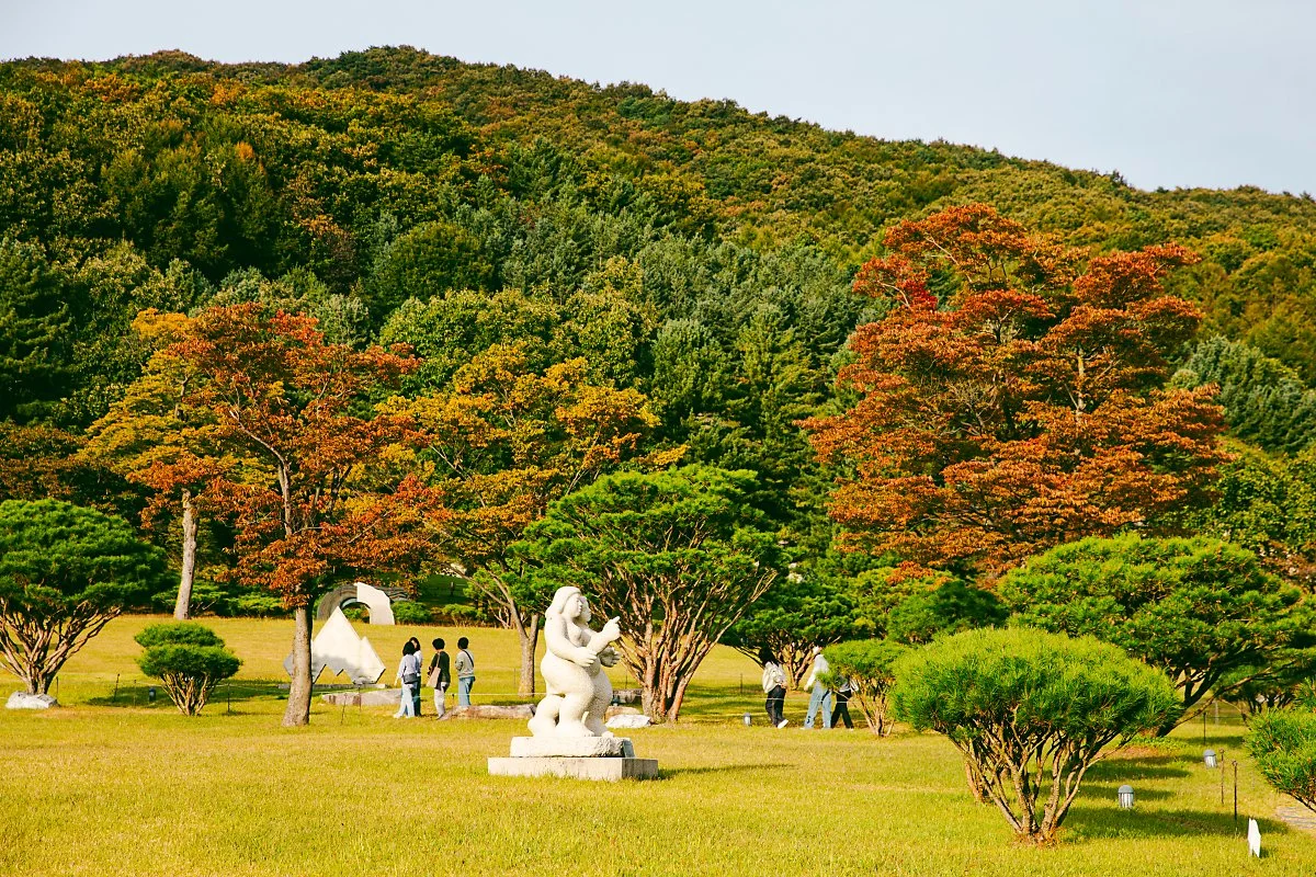 %EC%98%A4%ED%81%AC%EB%B0%B8%EB%A6%AC_%EB%A6%AC%EC%A1%B0%ED%8A%B8_2.jpg?type=w1200