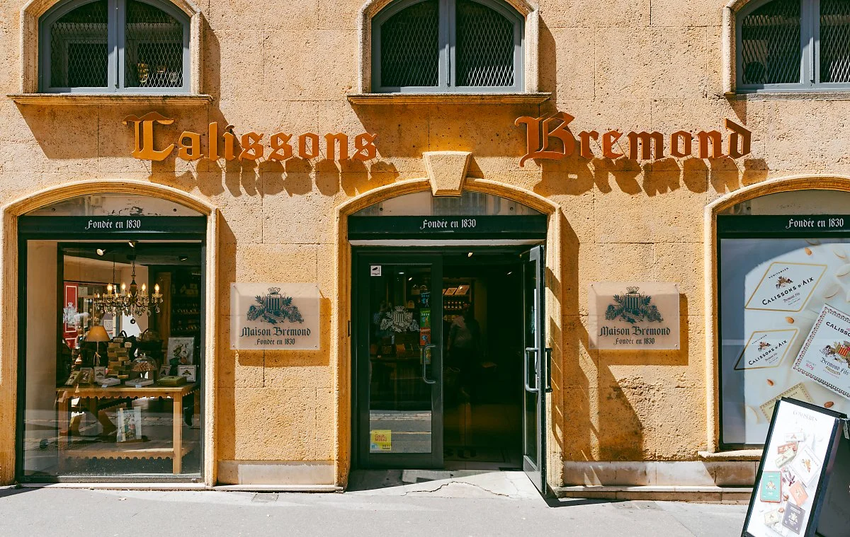 %EC%97%91%EC%83%81%ED%94%84%EB%A1%9C%EB%B0%A9%EC%8A%A4_CONFISERIE_BREMOND_-_MAISON_BREMOND_1830%281%29.jpg?type=w1200