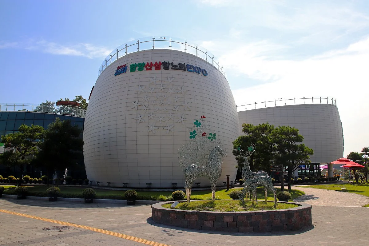 %EC%82%B0%EC%82%BC%ED%95%AD%EB%85%B8%ED%99%94%EC%A0%84%EC%8B%9C%EA%B4%801.jpg?type=w1200