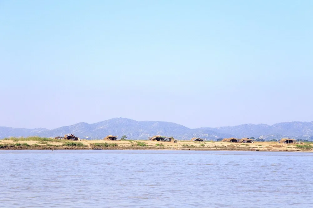 %EC%97%90%EC%95%BC%EC%99%80%EB%94%94%EA%B0%95_%ED%92%8D%EA%B2%BD.JPG?type=w1200