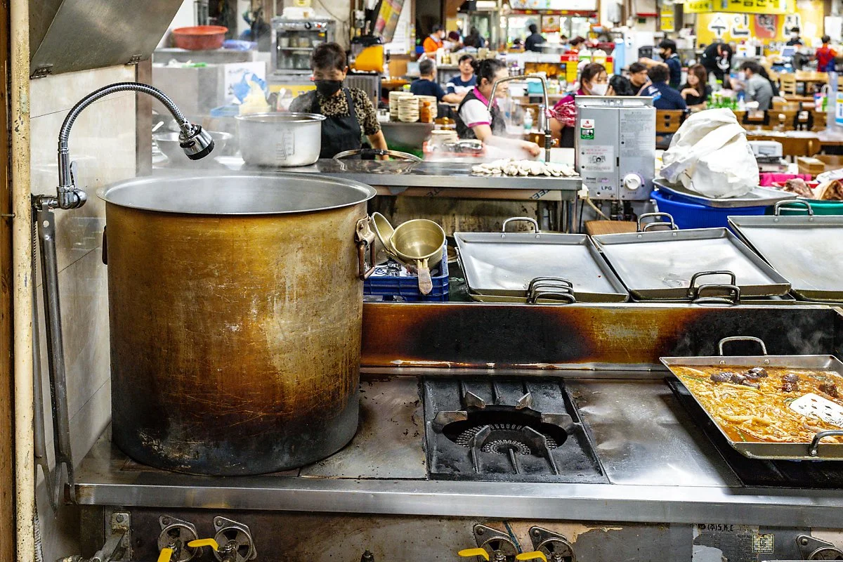 %EC%88%98%EC%9B%90_%EB%82%A8%EB%AC%B8%EC%8B%9C%EC%9E%A5_%283%29%EC%A7%80%EB%8F%99%EC%8B%9C%EC%9E%A5_%EC%9B%90%EC%A1%B0%EC%97%84%EB%A7%88%EC%88%9C%EB%8C%80.jpg?type=w1200