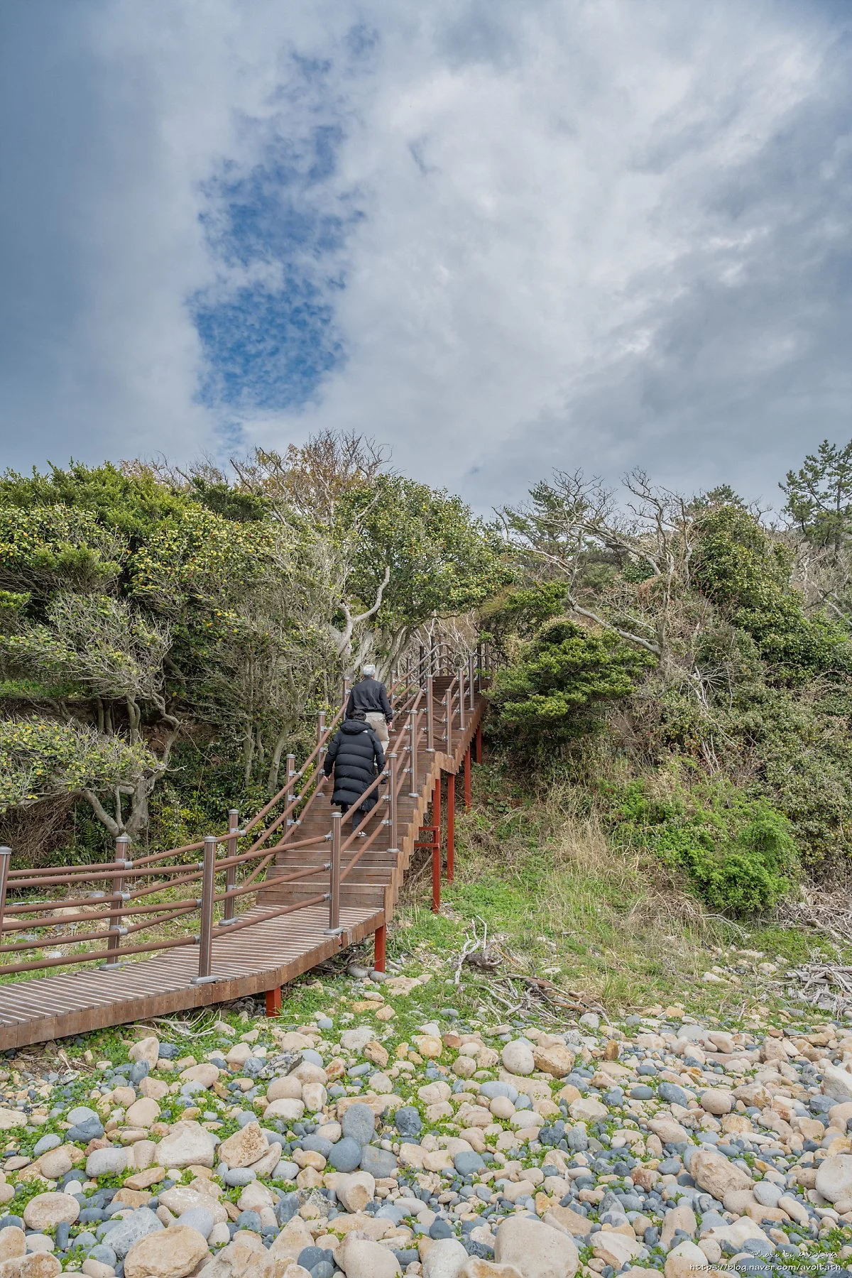 %EA%B3%B5%EB%A3%A1%EC%95%8C%ED%95%B4%EB%B3%80_%282%29.jpg?type=w1200