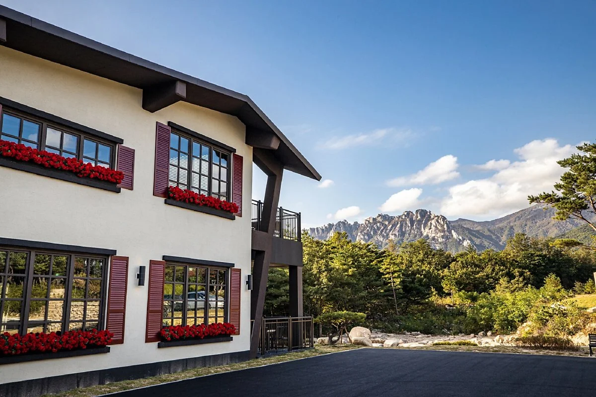 %EC%BC%84%EC%8B%B1%ED%84%B4%EB%A6%AC%EC%A1%B0%ED%8A%B8_%EC%84%A4%EC%95%85%EB%B0%B8%EB%A6%AC_%EC%9B%B0%EC%BB%B4%EC%84%BC%ED%84%B0_%EC%A0%84%EA%B2%BD_%EC%9D%B4%EB%AF%B8%EC%A7%802.jpg?type=w1200