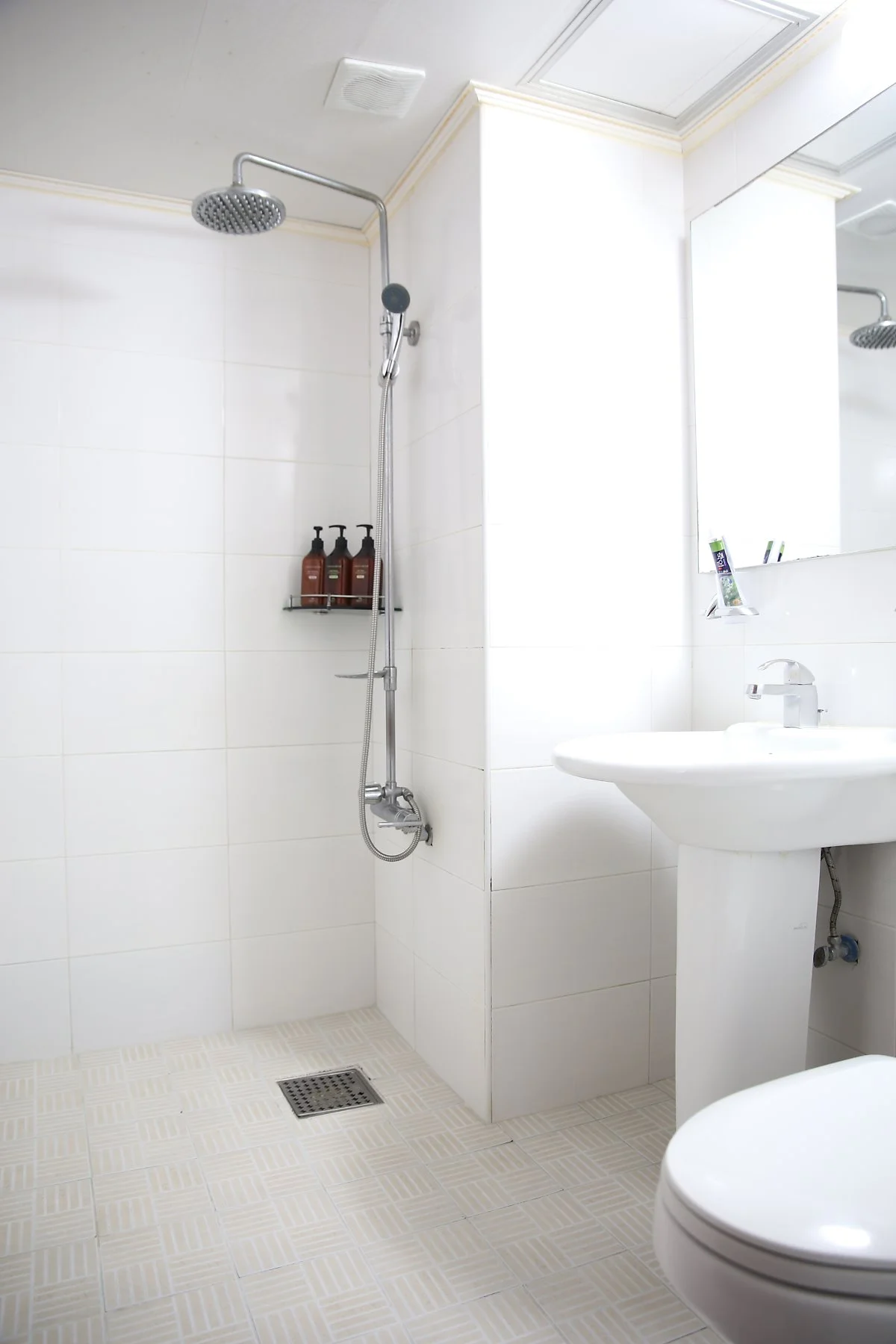 %EC%9A%95%EC%8B%A4.JPG?type=w1200