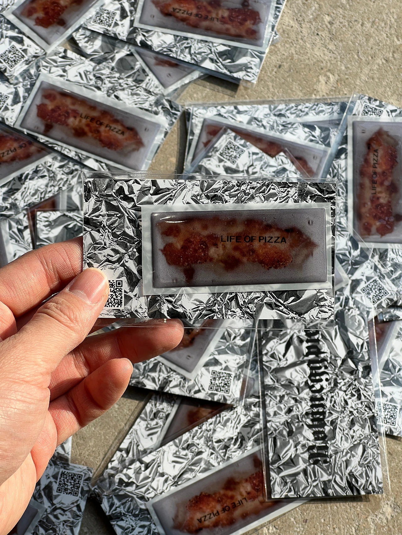 5_레진 피자 스캔한 스티커.JPG