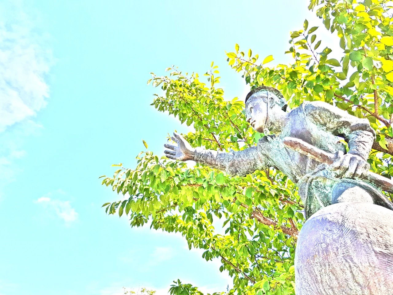 3_03iUd018svc1t5dff01p5t88_bnmutt.jpg?type=e1920_std