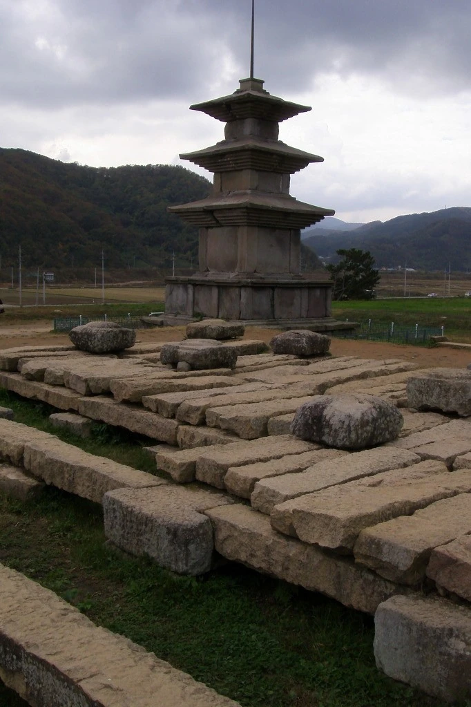 4_c16Ud018svc1f75fi2d1ggpx_e9765c.jpg?type=e1920_std