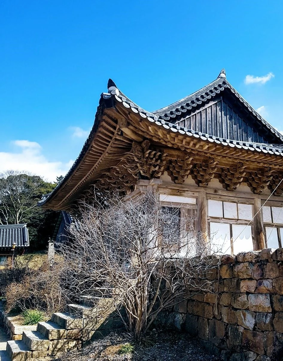 9_e2jUd018svc13vhitsjihzx7_369m1w.jpg?type=e1920_std