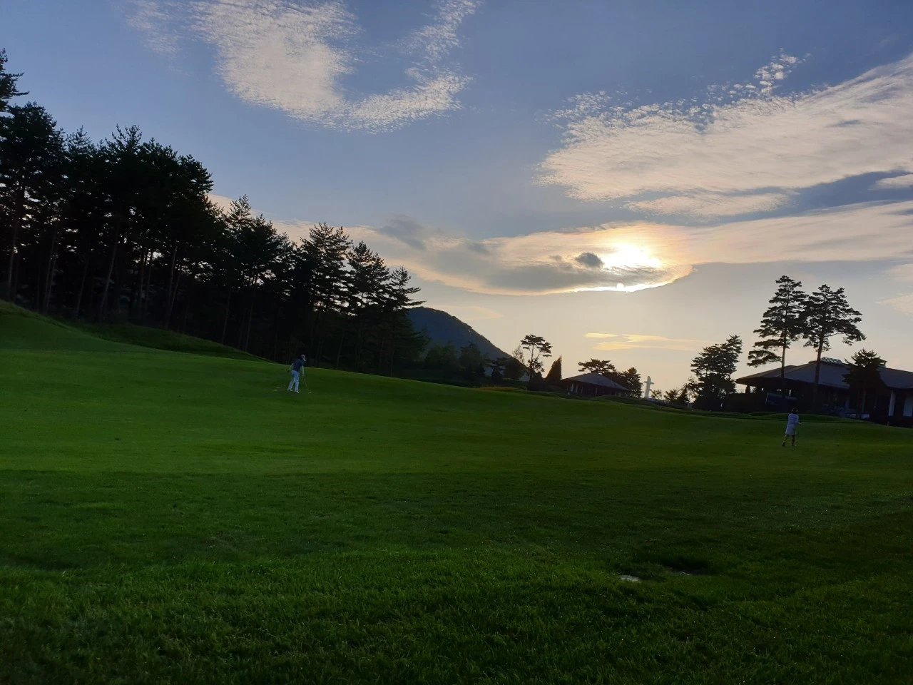 4_6bjUd018svcoah67godiuxl_e9765c.jpg?type=e1920_std