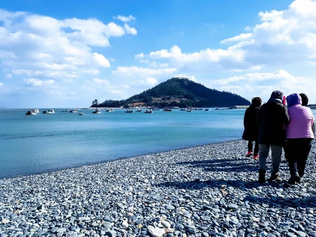 f_j87Ud018svcjb4wunqj4hq3_rkiyyb.jpg?type=e1920_std