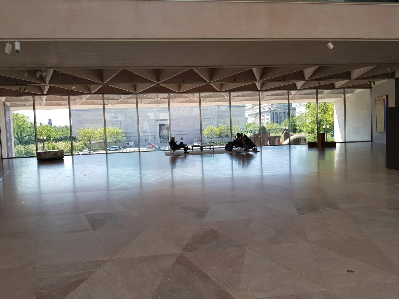 b_3e7Ud018svc1inm520q57kmt_bnmutt.jpg?type=e1920_std